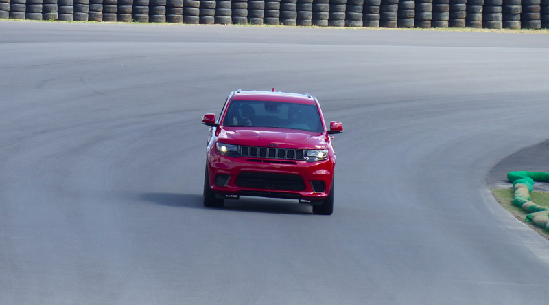 Illustration for article titled The 707 Horsepower 2018 Jeep Trackhawk Is America’s Most Practical Supercar